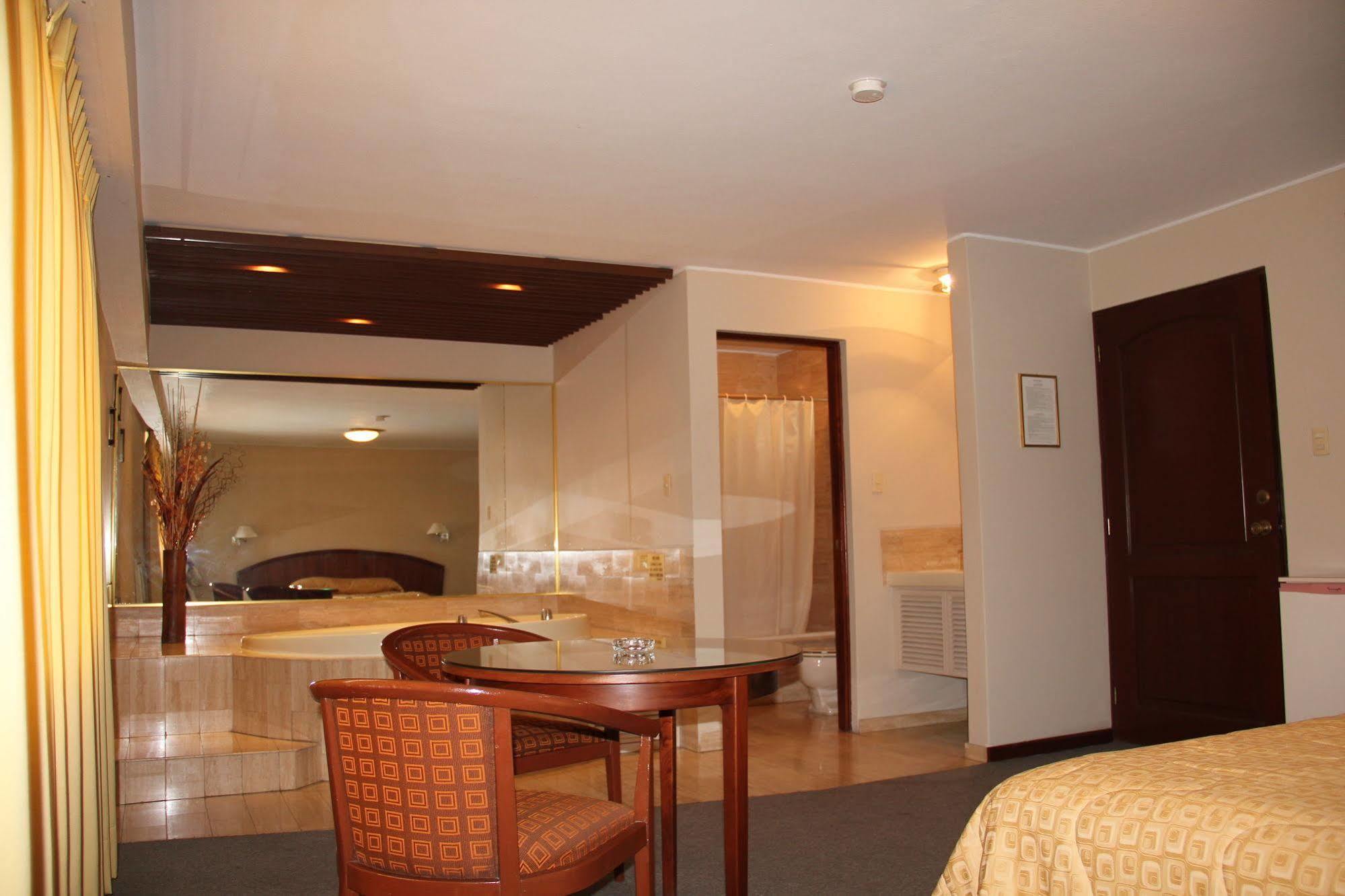 Hotel Park Suites Λίμα Εξωτερικό φωτογραφία